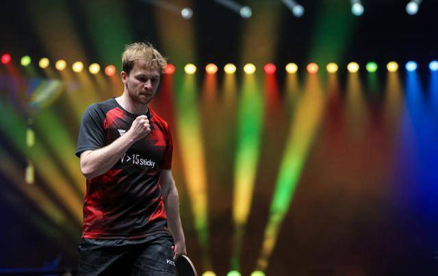 尤其是对年 尤其是对年