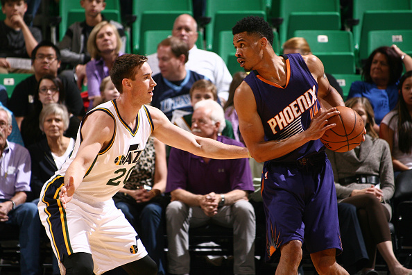 源不断地输 源不断地输