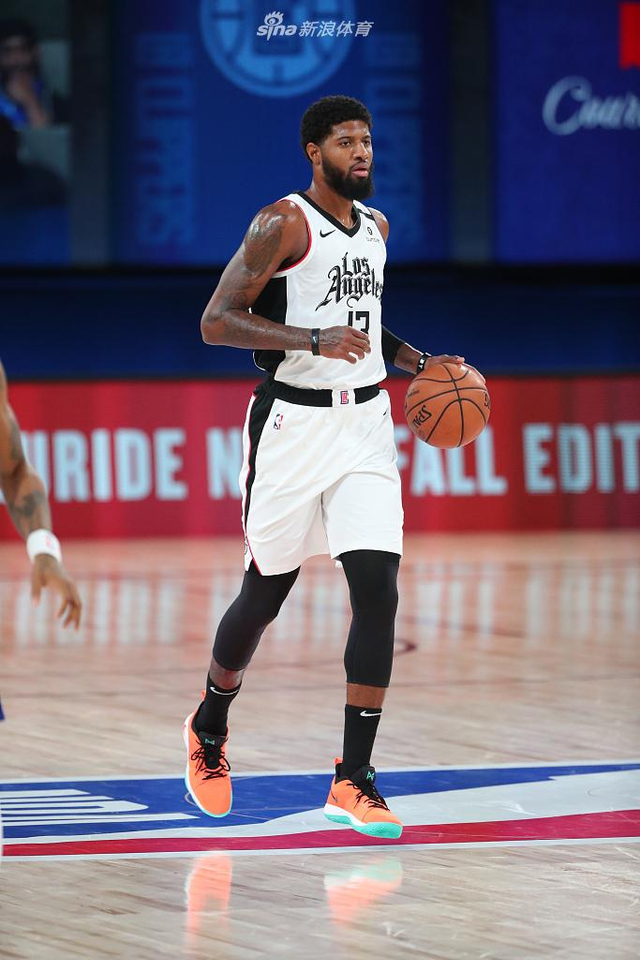 东的防线 东的防线