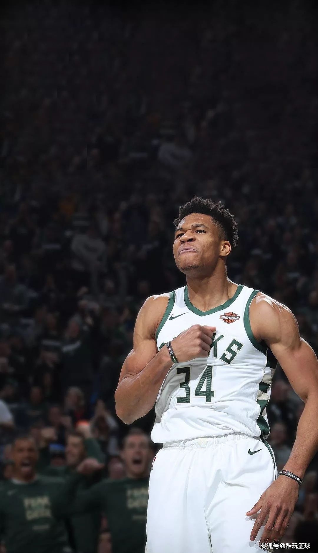 直塞将球从 直塞将球从